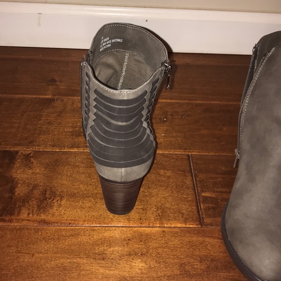 Booties - Picture 3 of 4